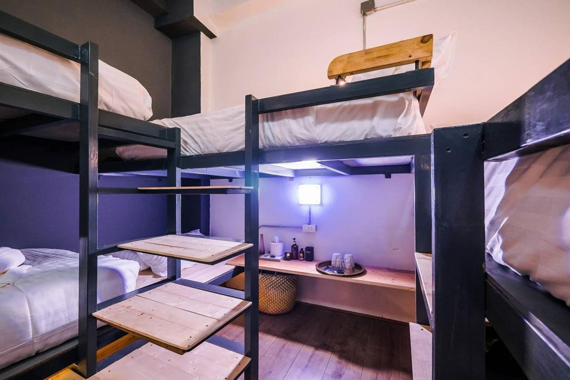 Zeds Hostel Bangkok Ngoại thất bức ảnh