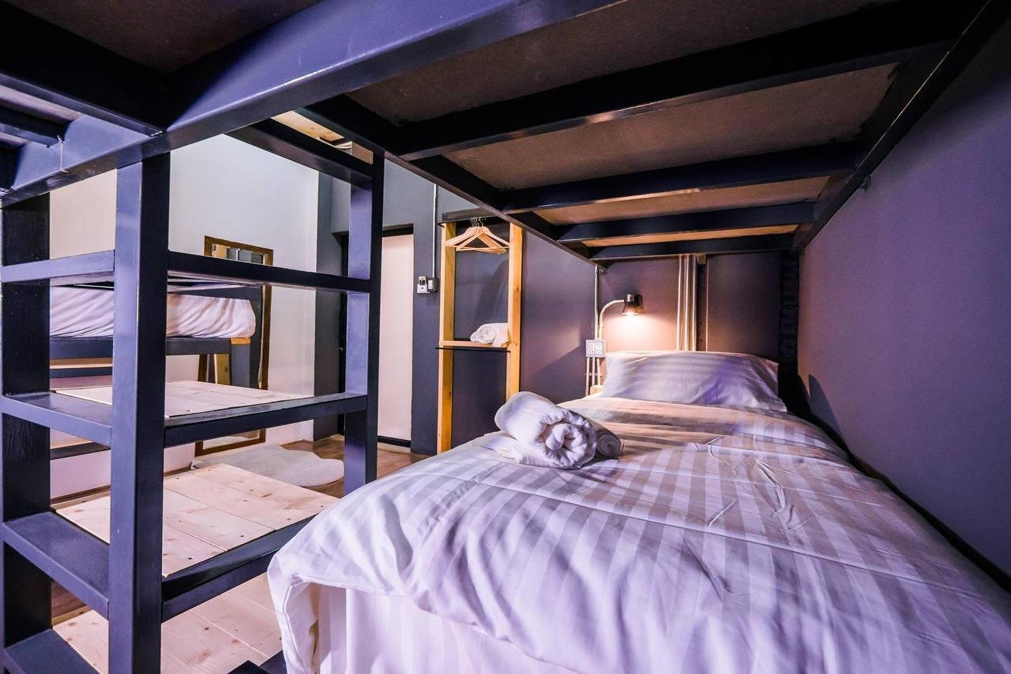 Zeds Hostel Bangkok Ngoại thất bức ảnh