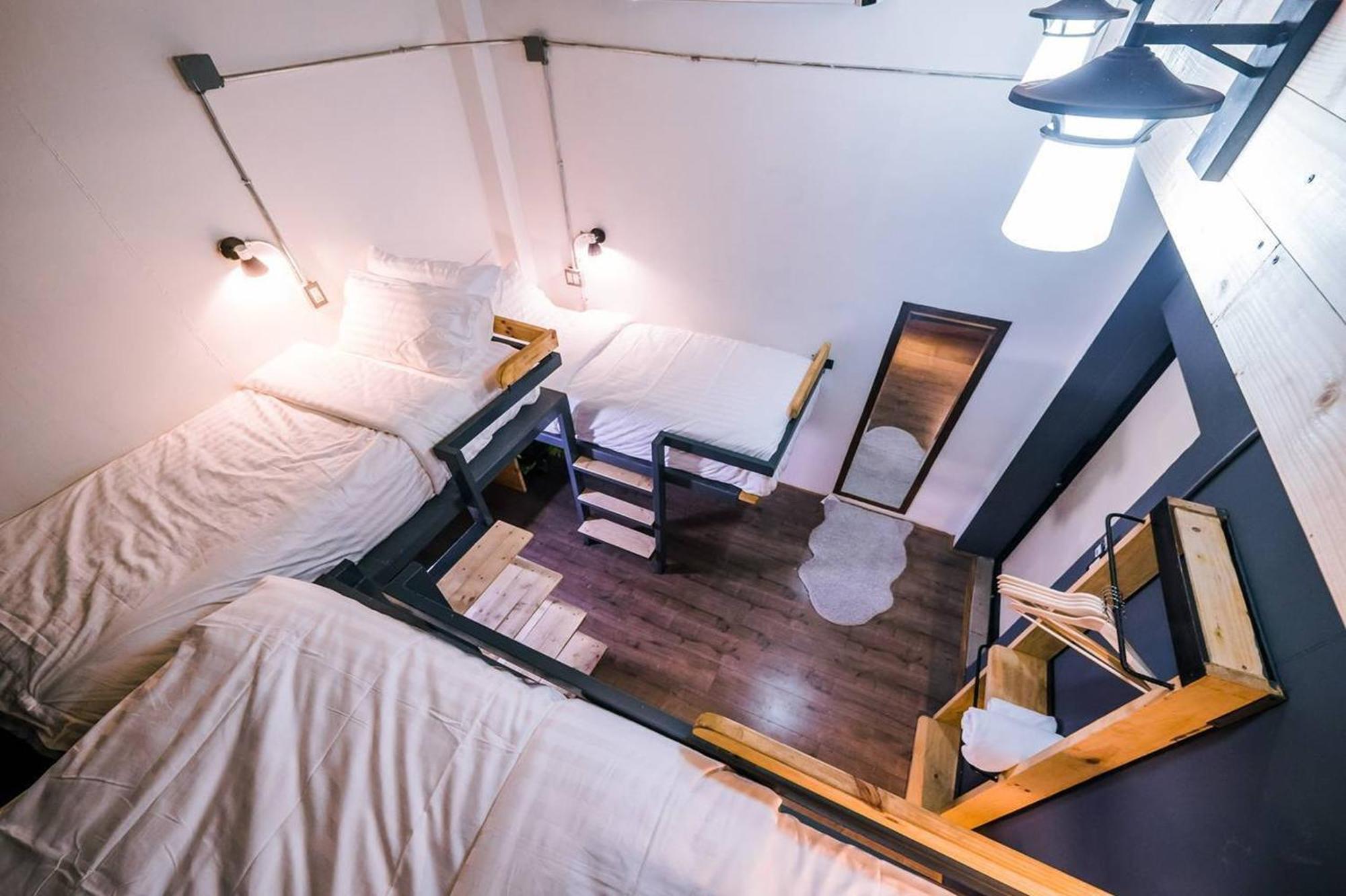 Zeds Hostel Bangkok Ngoại thất bức ảnh