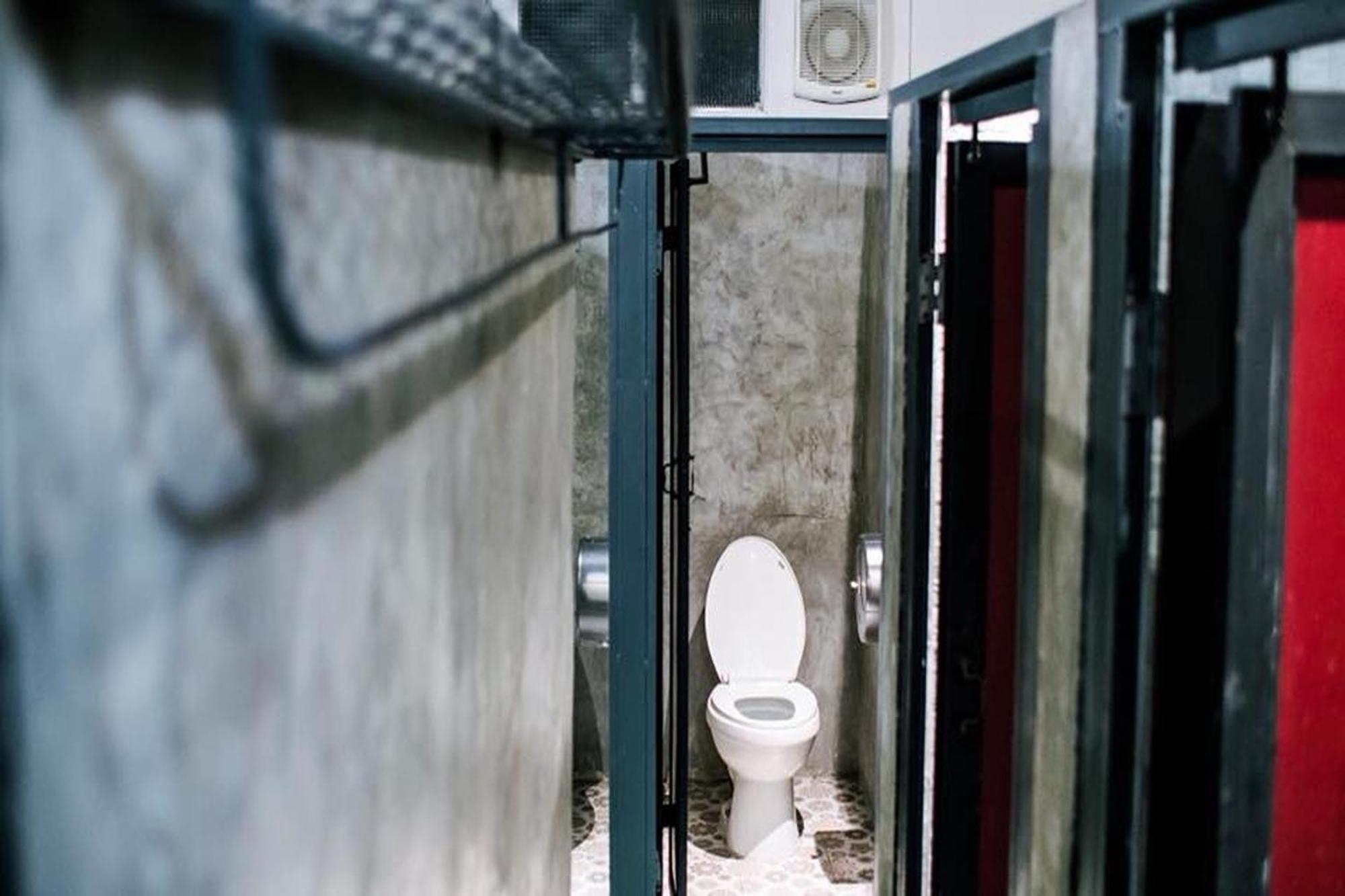 Zeds Hostel Bangkok Ngoại thất bức ảnh