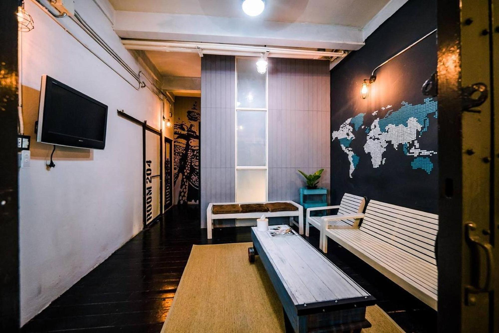 Zeds Hostel Bangkok Ngoại thất bức ảnh