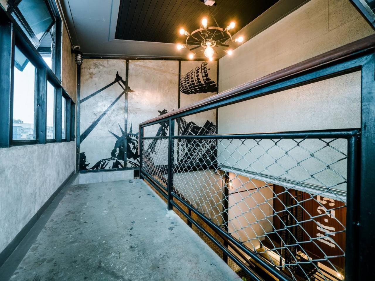 Zeds Hostel Bangkok Ngoại thất bức ảnh