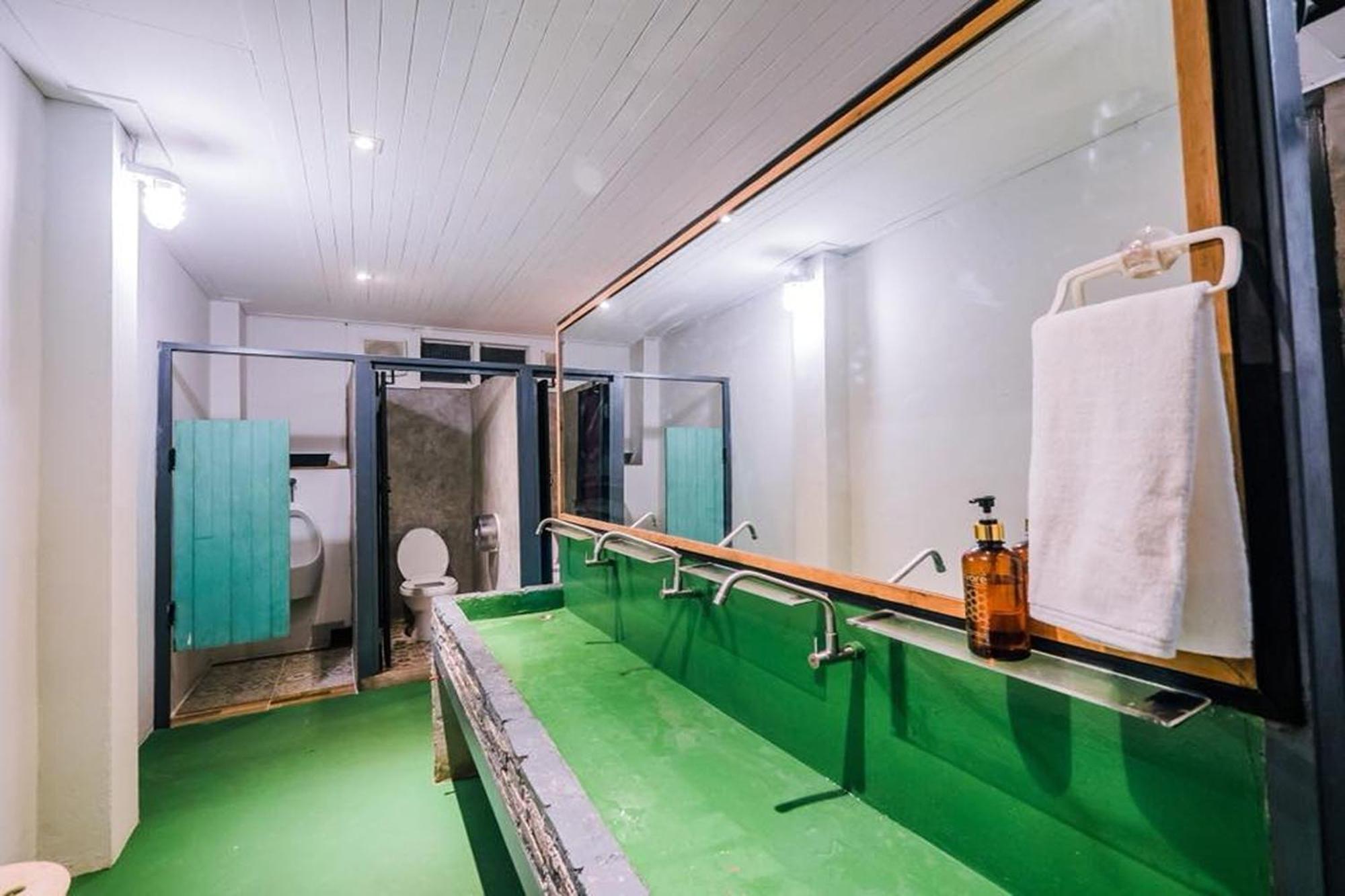 Zeds Hostel Bangkok Ngoại thất bức ảnh