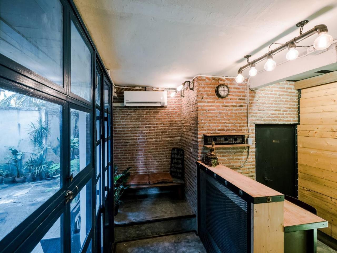Zeds Hostel Bangkok Ngoại thất bức ảnh