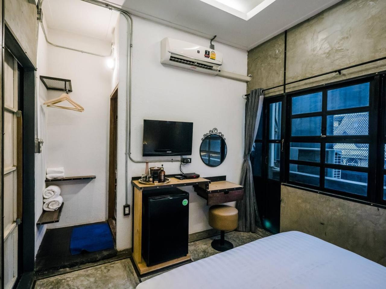 Zeds Hostel Bangkok Ngoại thất bức ảnh