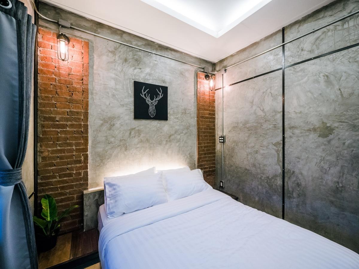 Zeds Hostel Bangkok Ngoại thất bức ảnh