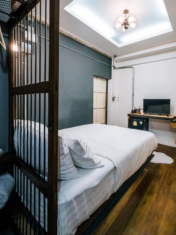 Zeds Hostel Bangkok Ngoại thất bức ảnh