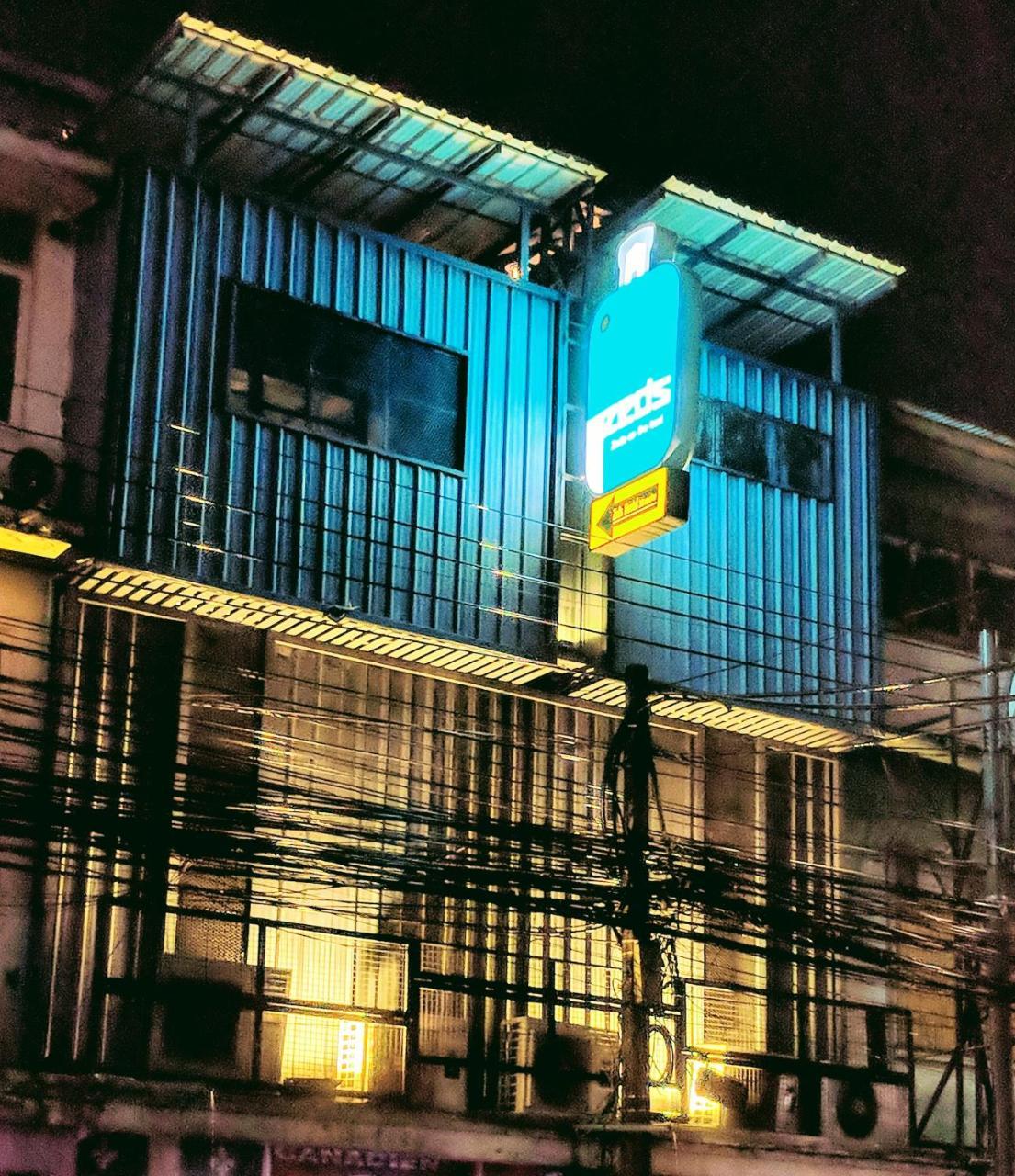Zeds Hostel Bangkok Ngoại thất bức ảnh